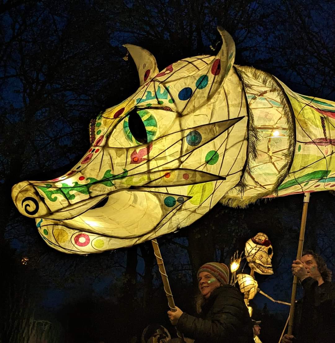 3 x Artist Commission posts available for our Lister Park Lantern Parade. Deadline 1st Sept, Fee £1980. Full details on our Facebook page. @BDCulture_ @bdproducinghub @BfdForEveryone @bradford2025 @Kala_Sangam @BDCulturalVoice @South_Square @CreativeKly @SaltaireFest @vicky8751