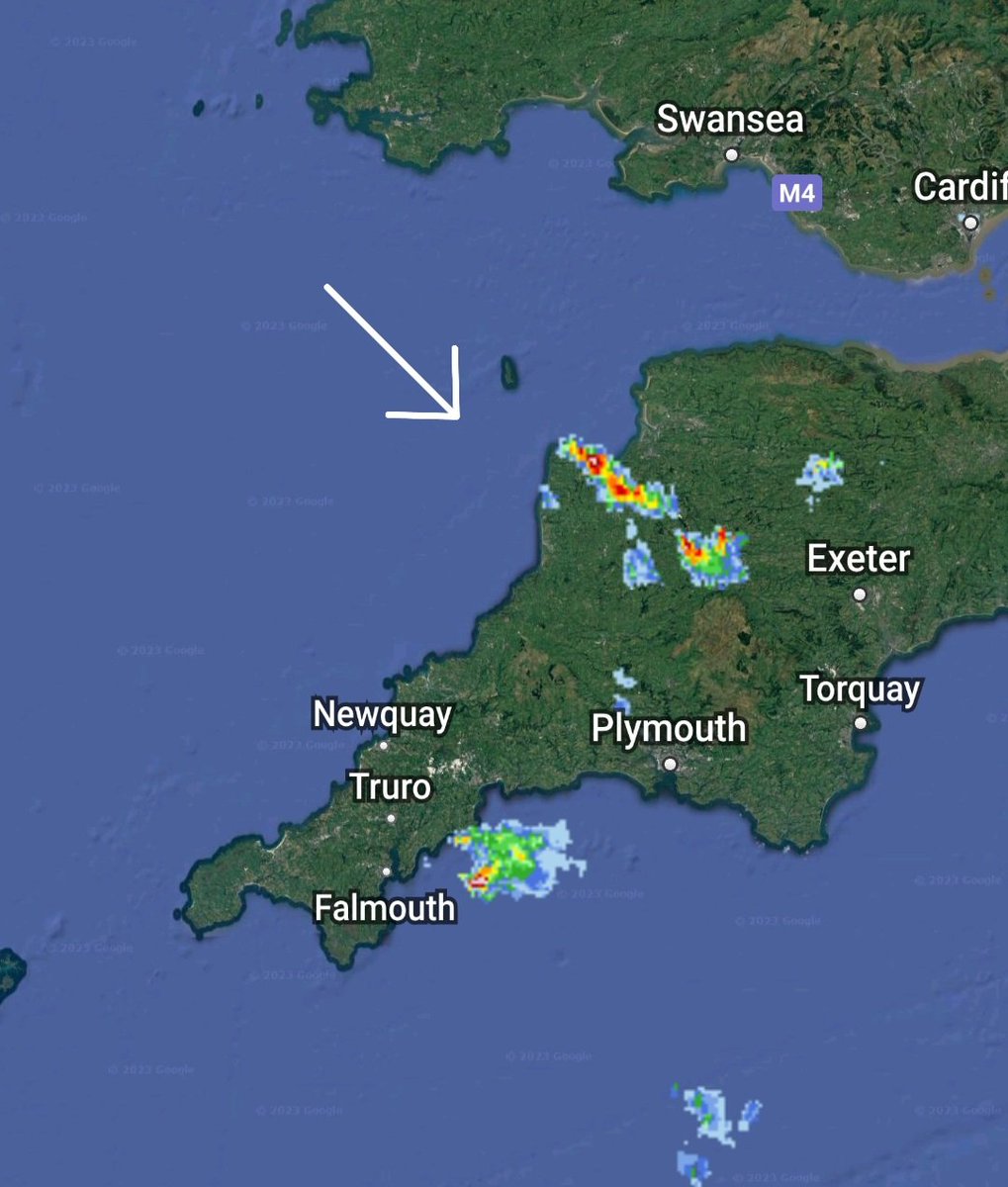 Good morning.

These showers have really intensified somewhat. Become very heavy indeed, please watch out if you are on the road travelling. 

Radar 08;58
Image Courtesy of Netweather. 

Take care,
Penny,
KWT
#weather #weather2023 #Cornwall #kernow #UKrain tr15 https://t.co/u4nne6TclB