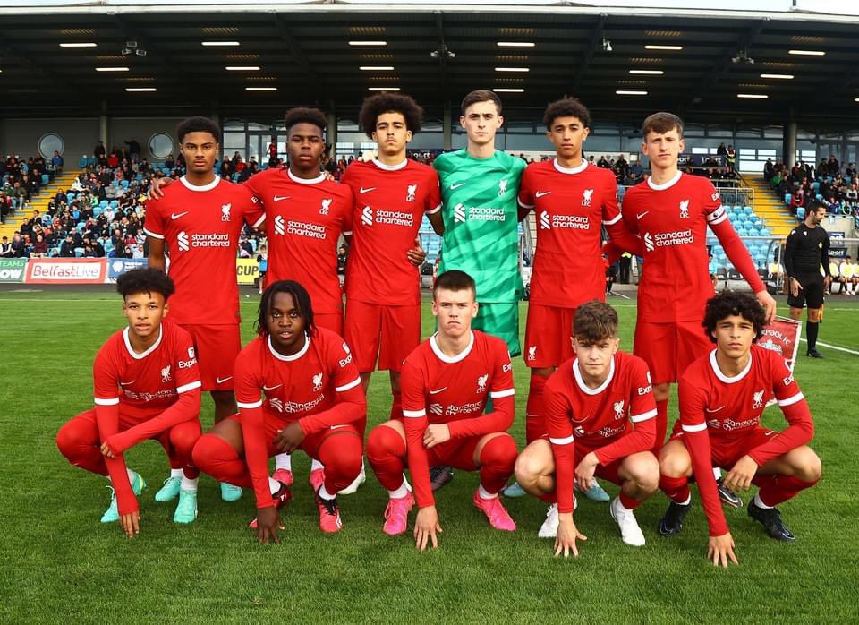 Blg576's tweet image. joes first game in #supercupni last night against Valencia u18s, finished 1-1