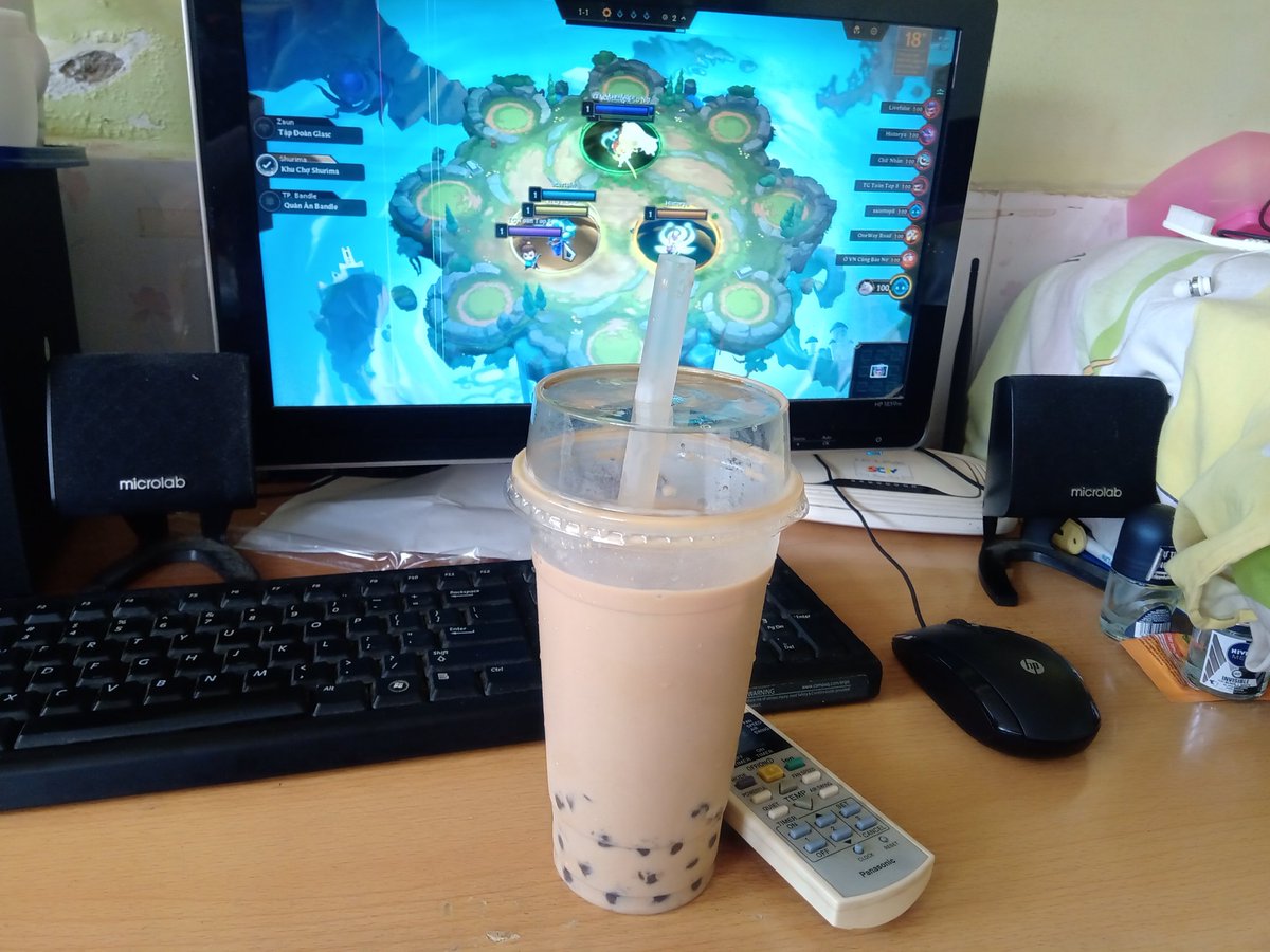 GiaDatThai2's tweet photo. Chill with tft https://t.co/gwi7daWowR