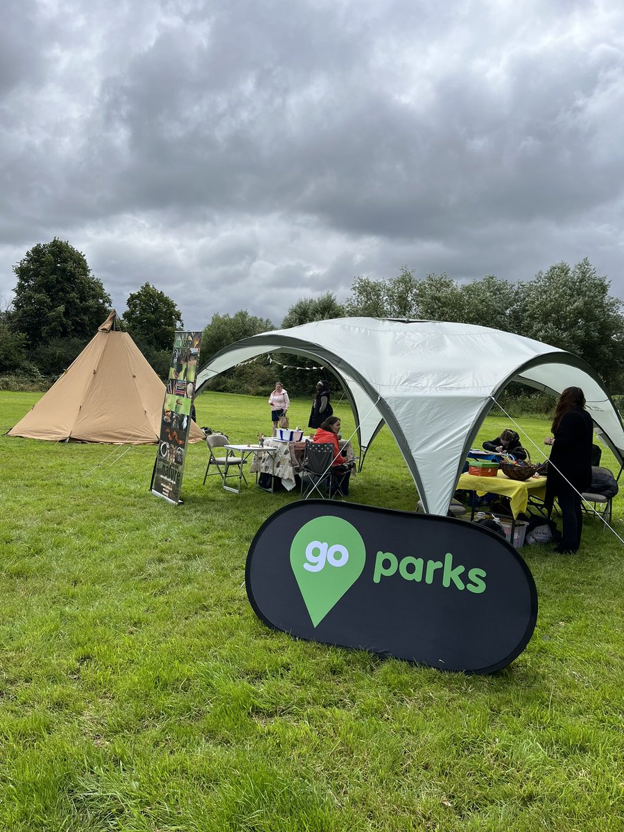 positiveyouthUK's tweet image. Check out @WildEarthUK this summer delivering awesome brush craft across Coventry. We had the pleasure of visiting yesterday with the #GoParks project. @CovSport