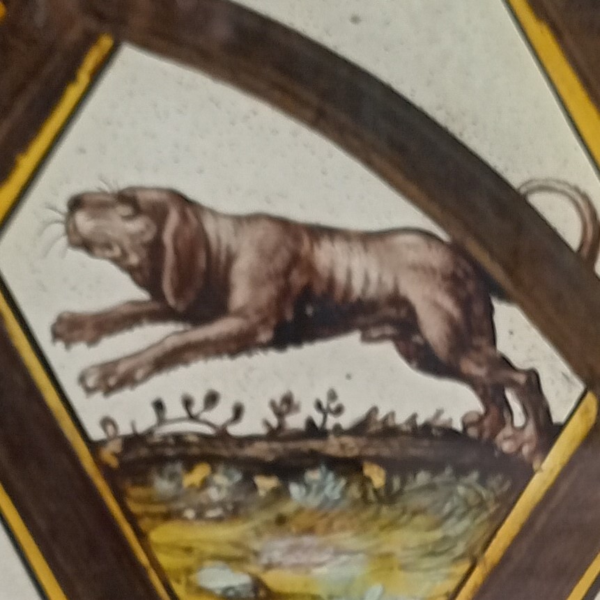 Lots of fabulous animals appear in the beautiful painted window in Lydiard House, including this large bounding dog.

🐕Visit @LydiardPark to see some of the brilliant Swindogs #bigdogarttrail and have a go at Lydiard House’s Waggy Tail Trail!

@BigDogArtTrail @wildinart