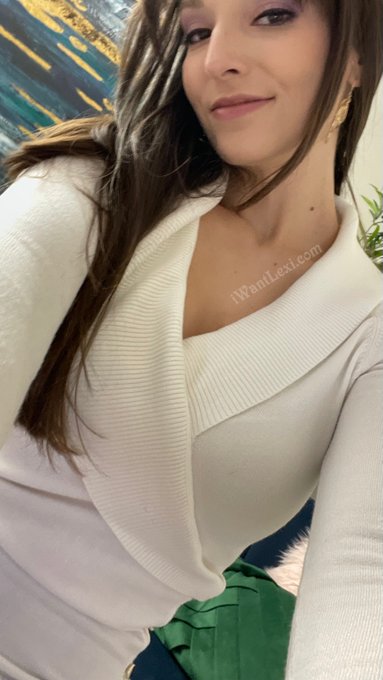 Ready for a new BG scene? I sure am! Support the campaign at https://t.co/89HwSXzauS @realloyalfans https://t<a href="/tag/selfcaresunday"class="tags"><span>#selfcaresunday</span></a>