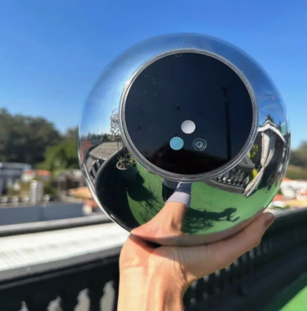 Gigaspace2140's tweet photo. While we appreciate the innovation @worldnetwork brings, we're certain that GIGI has a superior look. 👀✨ https://t.co/yp8yxFuhrP
