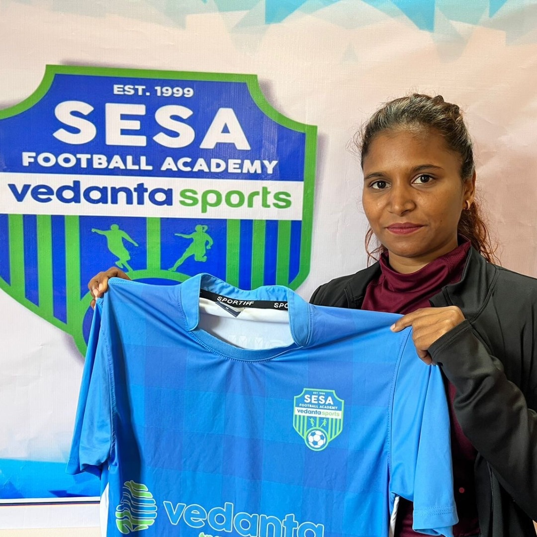 SesaFootball's tweet photo. We are delighted to announce the new signings for our senior women's team.
Welcome to #SFAmily!
#Vedanta #SesaGoa #SFA #SesaFootballAcademy #GoaFootball #newsigning #goa #Indianfootball #Football https://t.co/g5m7MnOera