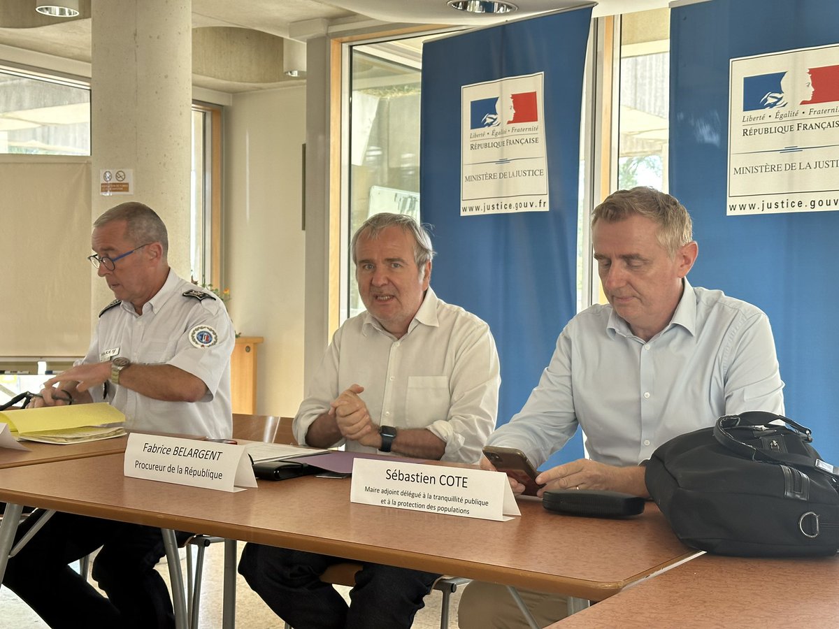 HeraultTribune's tweet photo. #Montpellier #Bilan du Groupe local de traitement de la délinquance #GLTD avec Fabrice Belargent, procureur de la République, Yannick Blouin @PoliceNat34 directeur départemental de la sécurité publique, et Sébastien Cote @CoteMontpel, maire adjoint délégué à la tranquillité publique et à la protection des populations @montpellier_