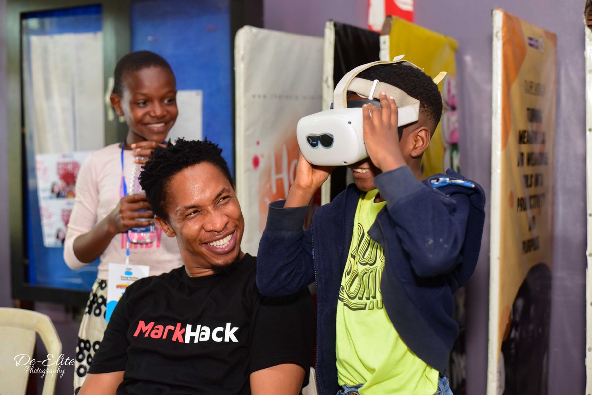codeambassadors's tweet photo. #MomentsFromYTF2023
Young minds, bright futures!
Witnessing the birth of innovation and creativity is truly inspiring!
.
.
.
#codeambassadors #stemcertified #stemdotorg #YoungTechiesFestival #ytf2023 #coding #codingforkids #onlinecodingforkids https://t.co/lLTS6SQvXc