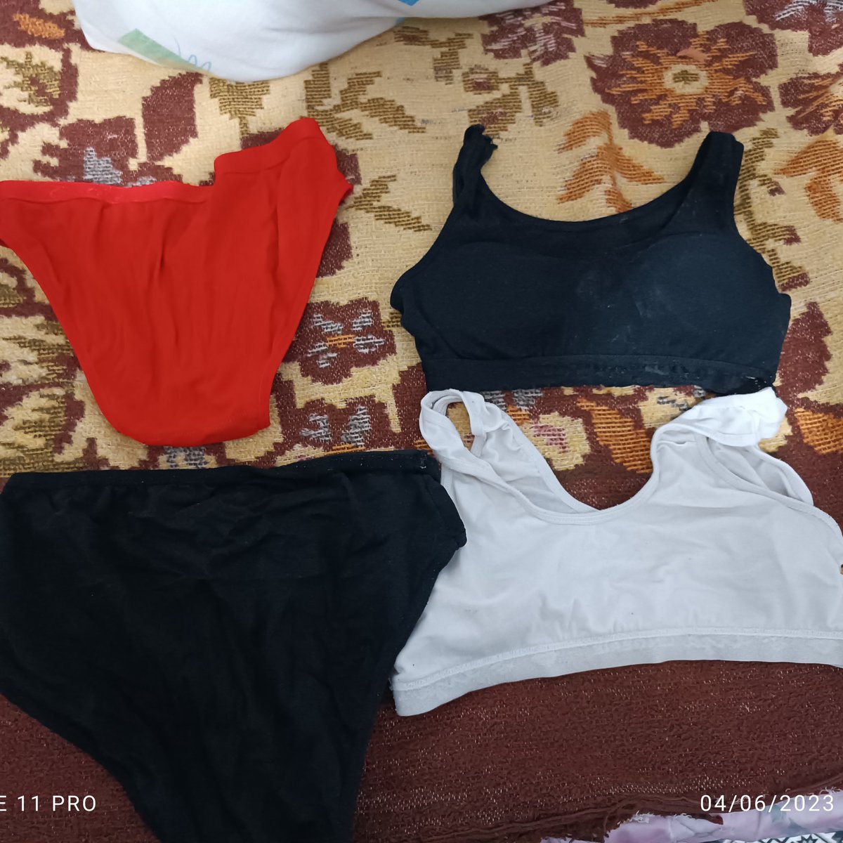 takipcimin kız kardesinin mis icamasirlari sizde yolayin paylasalim.herseu gizlik için dedir.ozel.aciktir