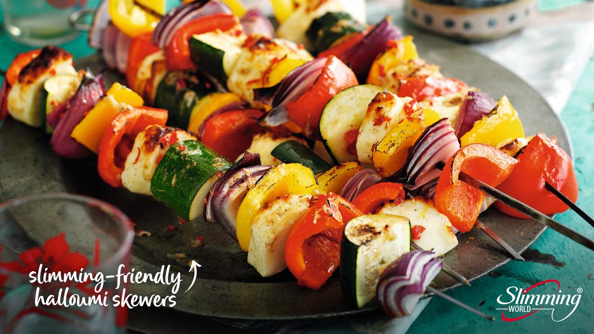SWChineham's tweet image. Fire up your weight loss with a slimming-friendly feast 🔥 ! Try these vegetarian skewers bit.ly/3rfyqoP then come along to group for more grill-iant summer recipe ideas. #Chineham #SlimmingWorld