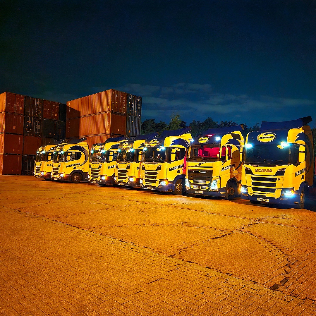 Maritime_UK's tweet image. Squad goals 😍💙

Thank you to Maritime driver Joshua who recently sent this photo taken at our Wakefield depot; it's brilliant!  

 #MaritimeTransport  #DriversPhoto #TruckLineup
