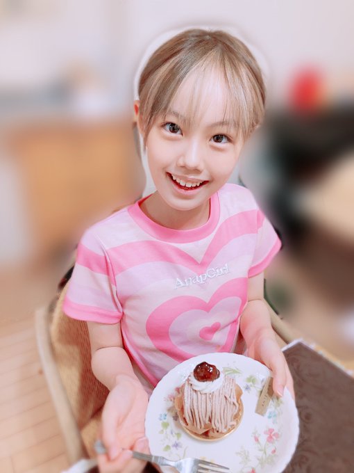 Twitterのコスプレ画像22