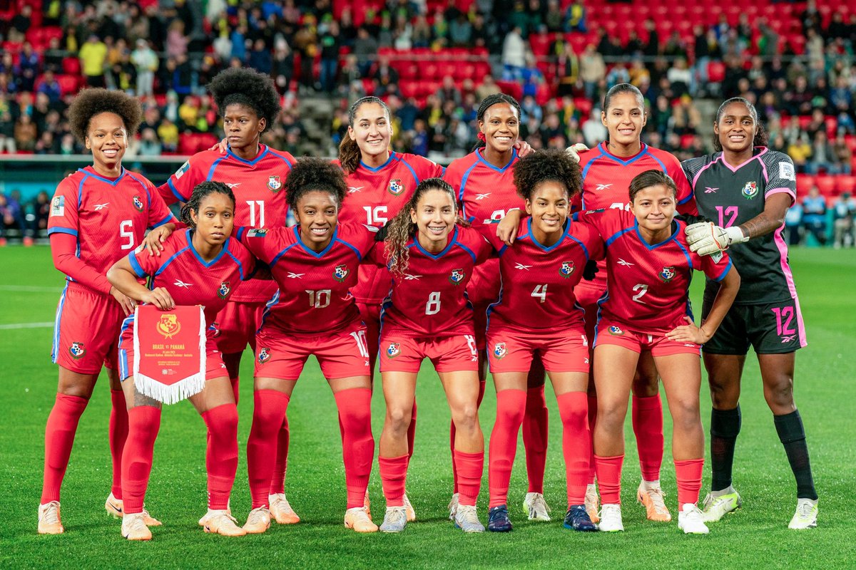 Nuestro once inicial histórico de @FIFAWWC #FIFAWWC #BeyondGreatness #PAN