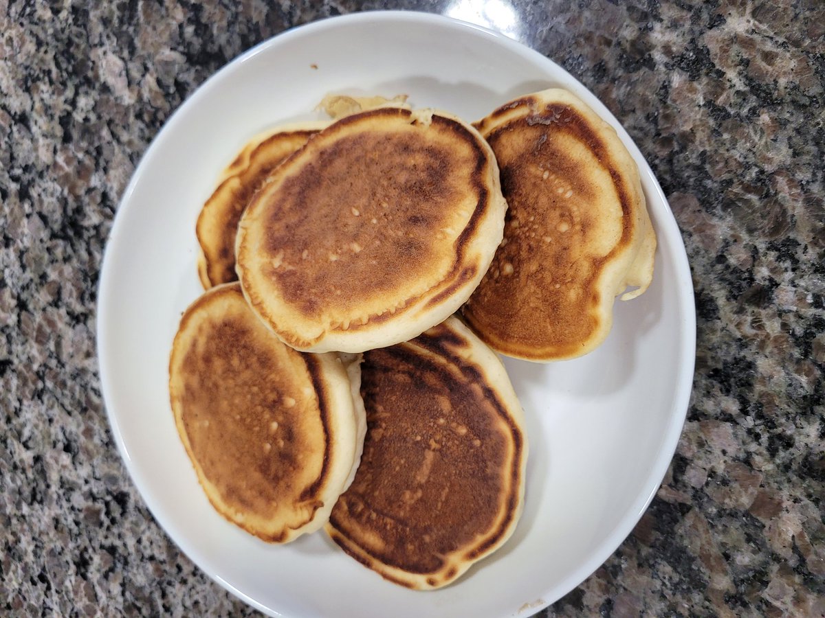 Meganator2013's tweet photo. Yum 😋 https://t.co/Zb7UX3LdQQ
