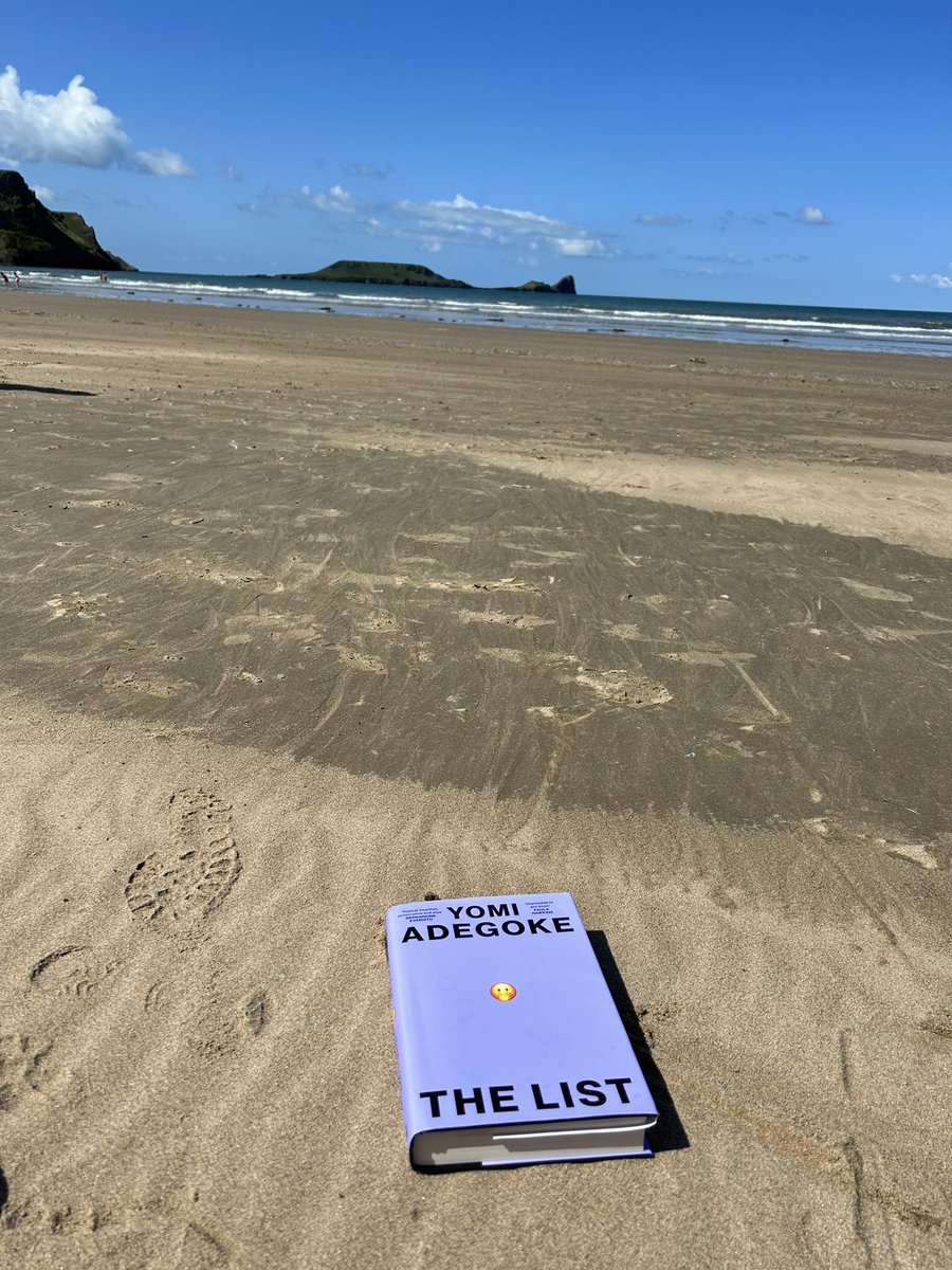 MissLFGS's tweet photo. #booksontour @yomiadegoke #thelist on #rhosilli - nearing the end and am a nervous wreck π€£ https://t.co/UxLZoHoRZu