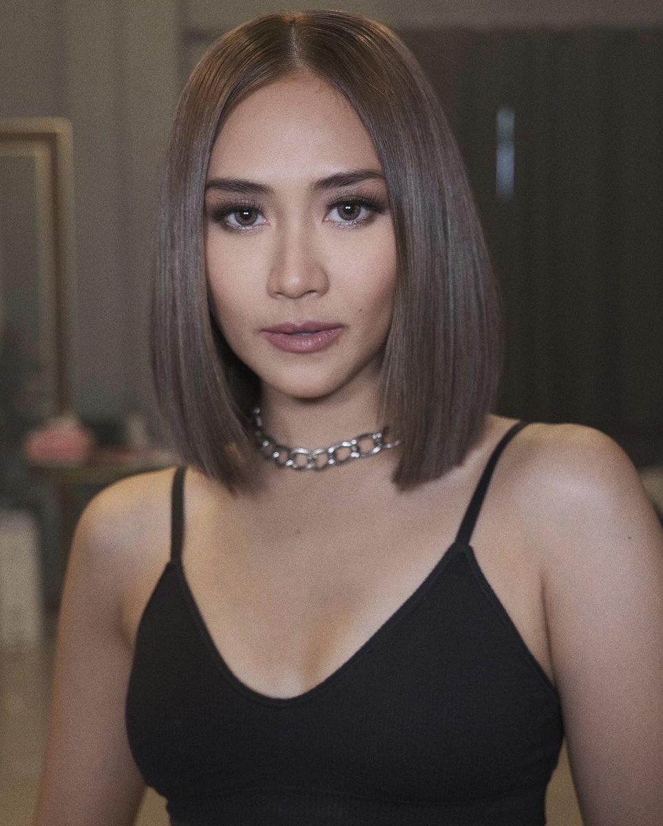 happy birthday pretty girl <a href="/JustSarahG/">Sarah Geronimo</a>