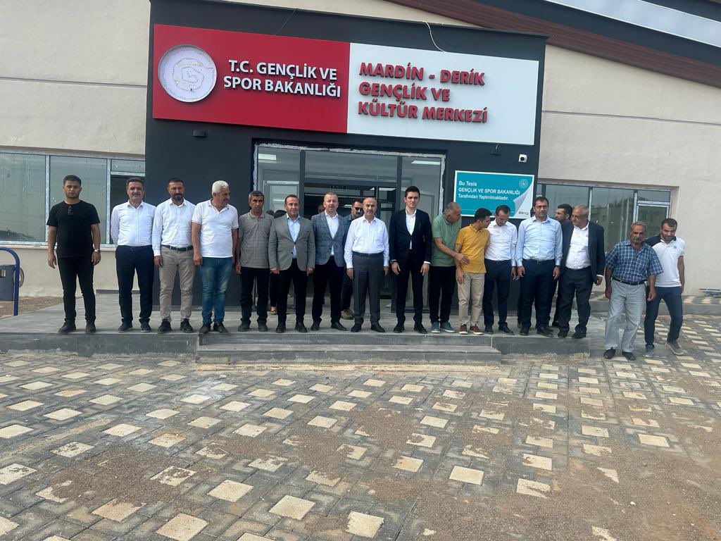 BeytullahBirlik's tweet photo. Bakanlığımız tarafından Derik Belediyesi ile yapılan protokol kapsamında Derik’te yapılan ve sonuna doğru gelinen Spor Kompleksini, Mardin Valimiz ve Belediye Başkan V. Sn. @mahmutdemirttas, Derik Kaymakamı ve Belediye Başkan V. Sn. Evren Çakır ve protokol  ile birlikte incelemelerde bulunduk.
@OA_BAK @hamzayerlikaya @eminogluenes @SafaKocoglu 
@farukkilic47 @drmuhammedadak