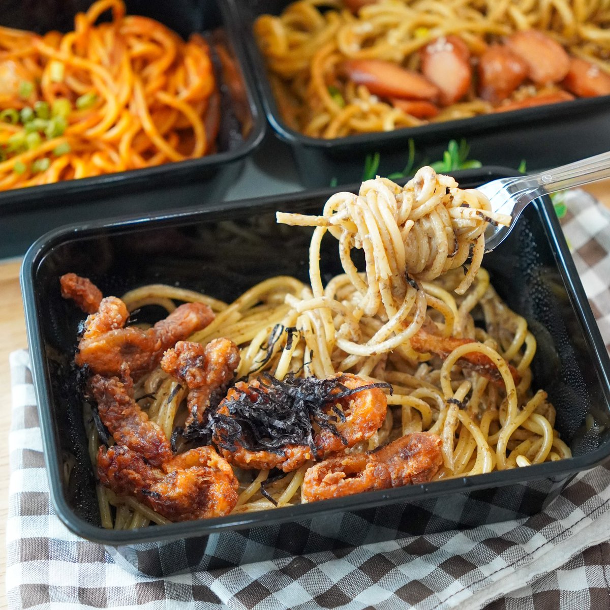 srooustory's tweet image. spaghettibowl_bkk 🍝
อร่อยมากเลยต้องลอง 
เค้ามีซอสพาสต้าหลากหลายรสชาติ มีให้ เลือก 6 เมนู สั่งมาลองที่บ้านได้เลยย 
เเนะนำเลย เลือกเส้นได้
 1.Spaghetti 2.Cappellini
สั่งอาหารได้ที่ LINE: @spaghettibowl 
แอพ Delivery Grap, Line Man 
*สุขุมวิท63
#รีวิวอาหาร #spaghettibowl