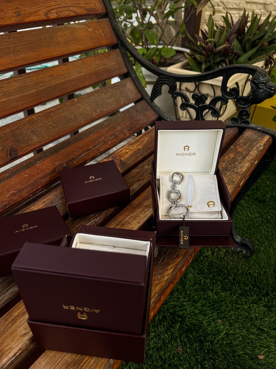 KhaloudStore's tweet image. فخمهه هالميداليه من اجنر ،متبقي قطعه وحده بس منها .

تابعوا ستوري انستقرامي انزل فيه كل شي جديد :

instagram.com/khaloud_store?…