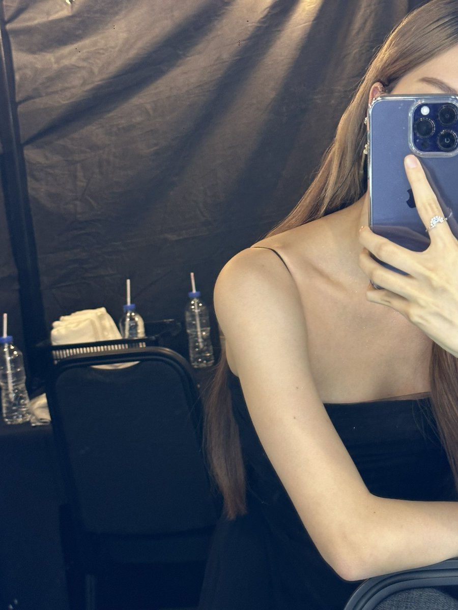 🎵🎤 
#Beckysangels