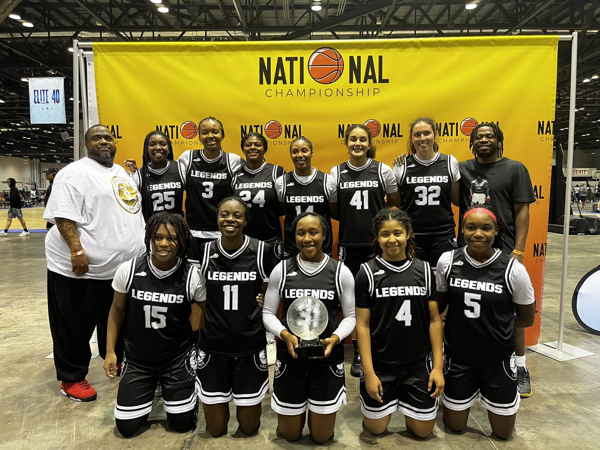 Alyx White (@alyxwhite_) on Twitter photo Gotta give a big shoutout to <a href="/LvilleLegendGBB/">Louisville Legends GBB Program</a> for bringing home TWO platinum championships from Orlando😳🔥
Orlando Splash🏆✅
National Championship🏆✅ Gotta give a big shoutout to <a href="/LvilleLegendGBB/">Louisville Legends GBB Program</a> for bringing home TWO platinum championships from Orlando😳🔥
Orlando Splash🏆✅
National Championship🏆✅