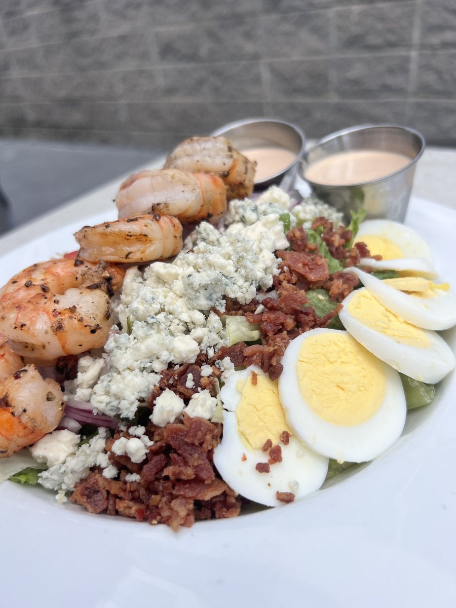 Dantannas's tweet photo. Looking for a colorful and flavorful lunch? Our Shrimp Cobb Salad is the perfect summer solution! 😍🥗 #dantannas #atl #atlfood #lunch https://t.co/V9C0DFONVG