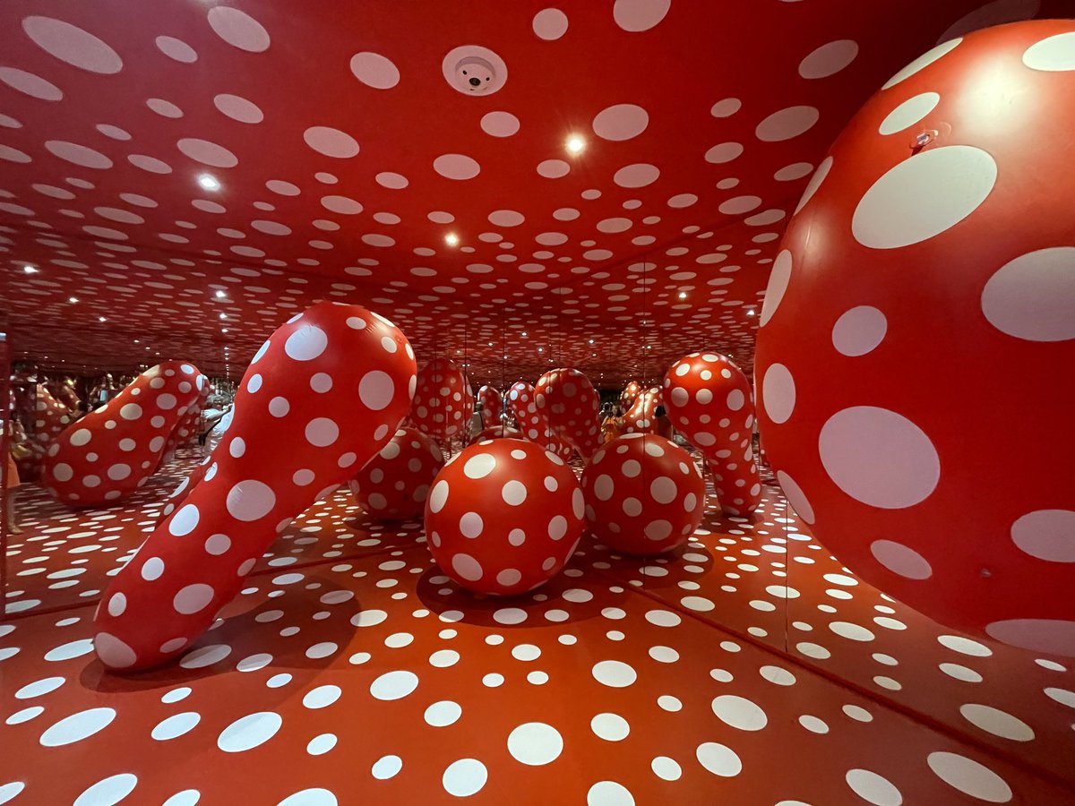 Que vous soyez de passage ou bien des PO, je vous recommande le <a href="/MAMCeret/">Musée d'art moderne de Céret</a> et tout particulièrement l’exposition temporaire « Constellation »jusqu’au 26/11, qui convie tous les publics à un voyage dans la galaxie de la création artistique contemporaine de ces 50 dernières années.