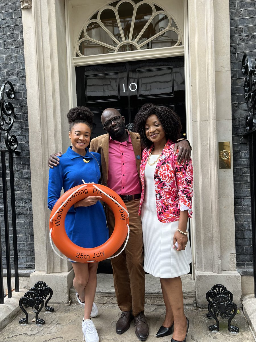 Ed Accura tweet media