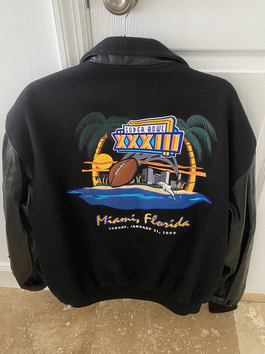 CardsNAutos's tweet photo. @TheHobby247 SB XXXIII Official Jeff Hamilton Jacket- size XL - asking $750 https://t.co/TflzYamMSZ