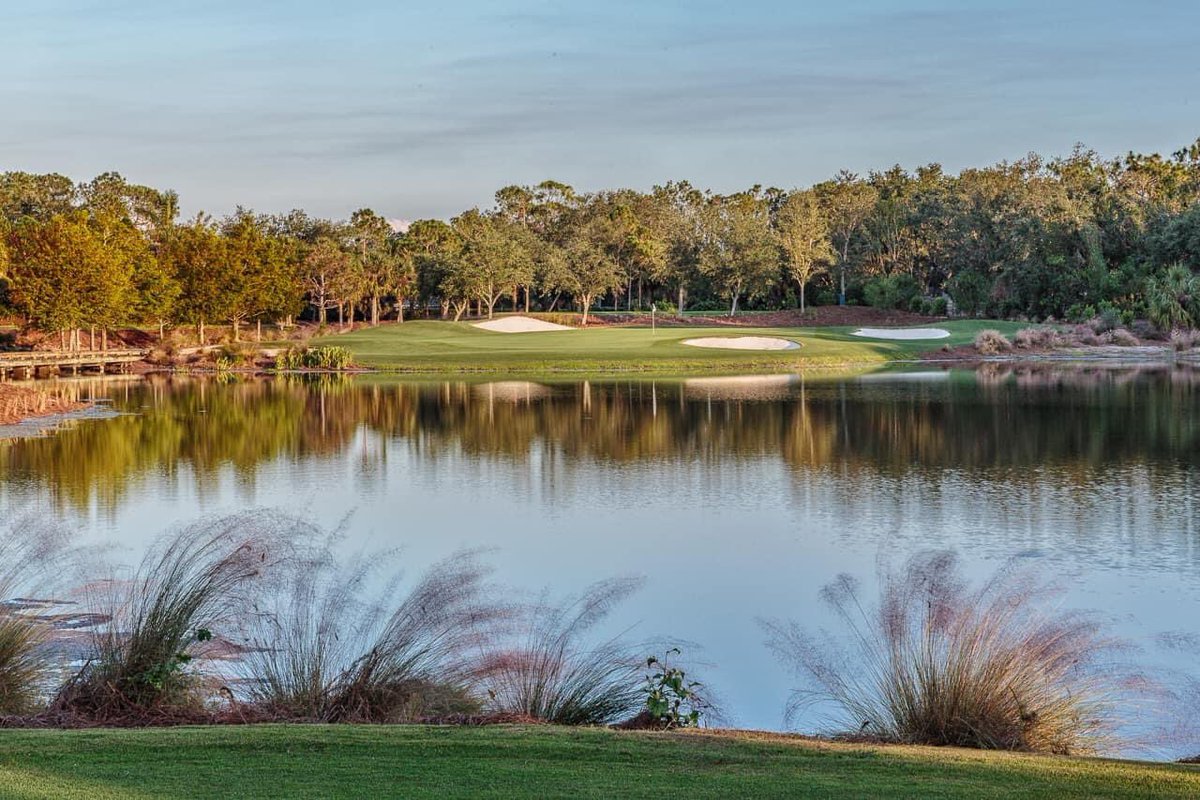 TiburonNaples's tweet photo. Good morning from @Troon managed Hole 10, The Black Course. 190 yds from the tips, forced carry over water guarded by well placed bunker complexes. #clubup #bekind https://t.co/fVY94XDRUG