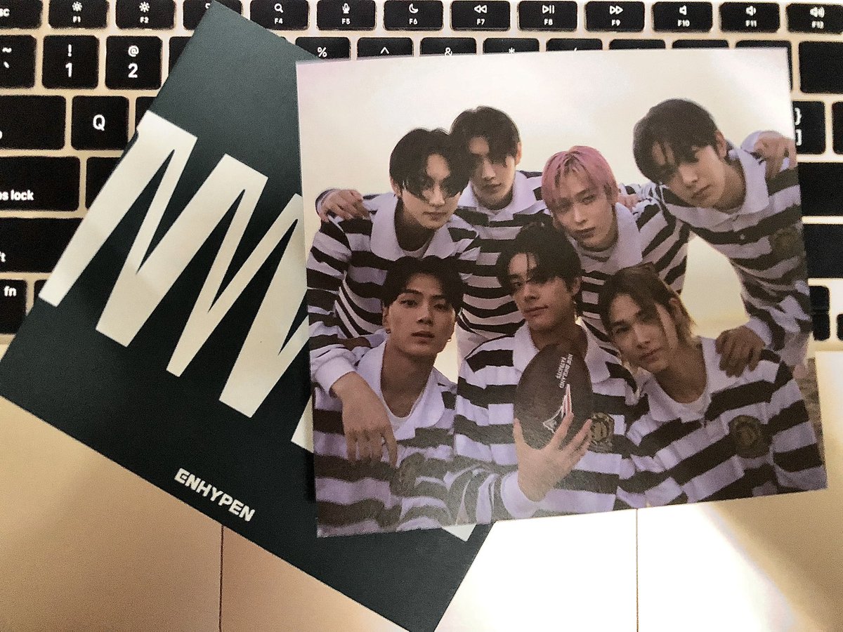 jmvgull's tweet photo. wts lfb | #jmvgullsells 

- enhypen dimension dilemma essential album : UNSEALED
- w/ official sticker; no toploader &amp; pcs
+ unofficial freebies <3
₱120 : can do long dop or shopee cod 
₱100 : payo gcash

#. enha dd ess jungwon heeseung jake jay ni-ki id https://t.co/7GZ3z72xZ6