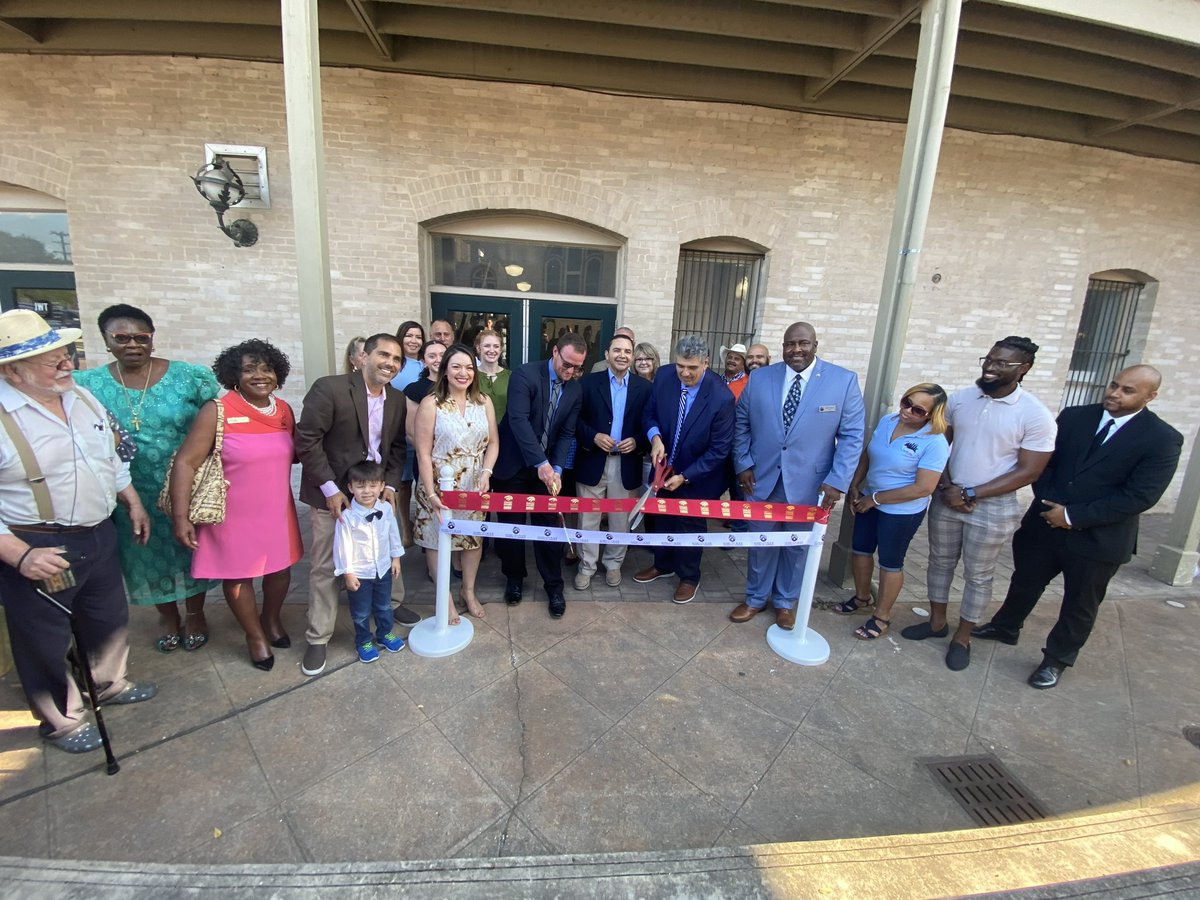 Thank you to everyone who attended my new San Antonio district office grand opening ceremony. Over 200 attendees, including many community leaders, joined me for this momentous occasion.

It is an honor and a privilege to serve the 28th Congressional District of Texas.