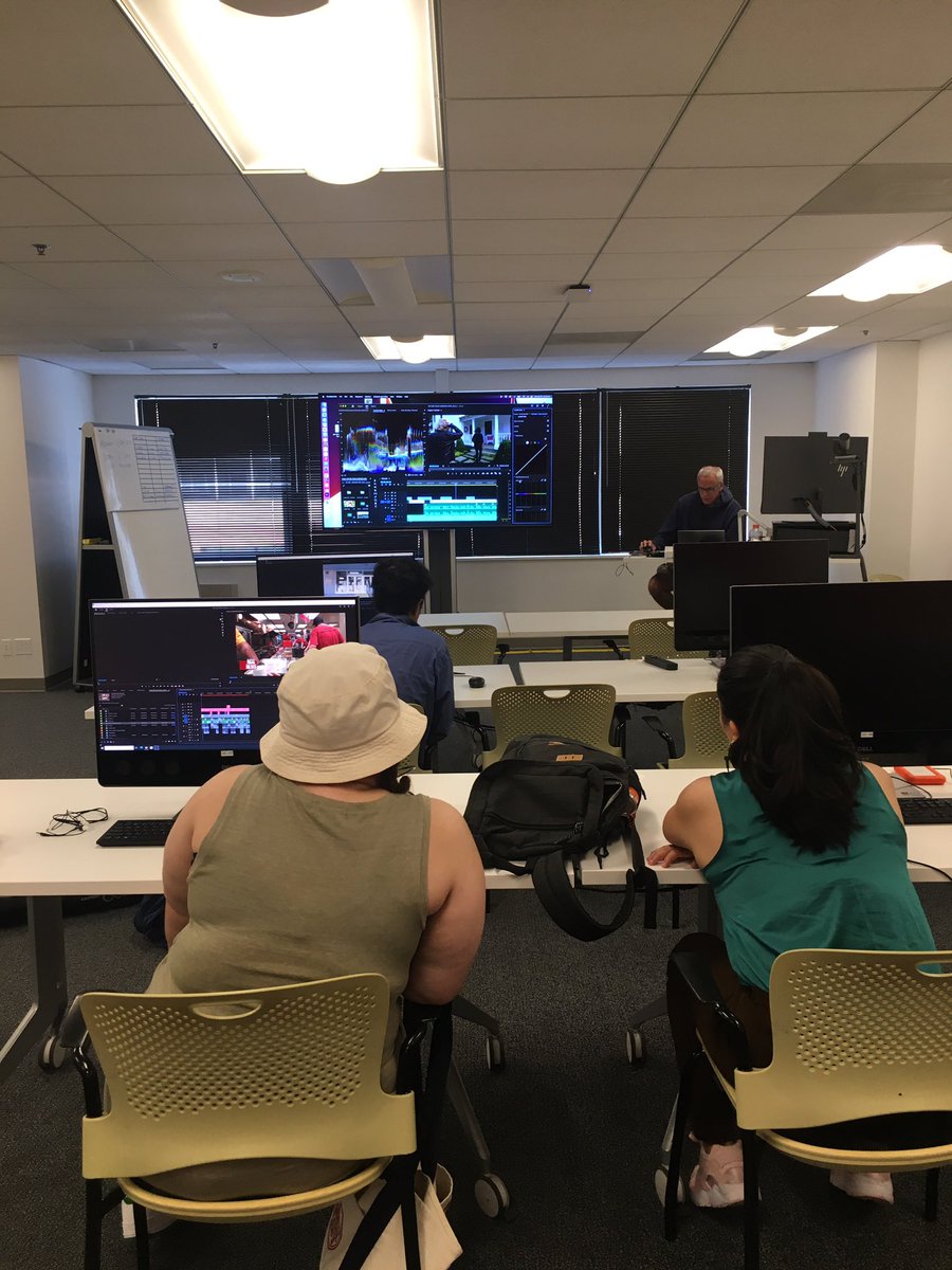BeverlyKirk's tweet photo. It’s Tech Tuesdays w/Tim @BDJCapstone! Today’s focus is editing! You can never have too much editing practice. 😊@NewhouseSU @NewhouseBDJ https://t.co/39qHQdCi8X
