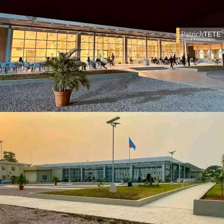 NdayePappy's tweet photo. CHERS COMPATRIOTES🇨🇩🇨🇩 VOILÀ POURQUOI NOUS ALLONS ENCORE ACCORDÉ À FATSHI LA DEUXIÈME MANDAT POUR QU'IL FASSE MIEUX PLUS QUE ÇA.✌️✌️🇨🇩.
@Shako_Beatrice2 
@DeniseNyakeru 
@CynthiaWina5 
@Alix_rdc https://t.co/BE8lYmVzh9
