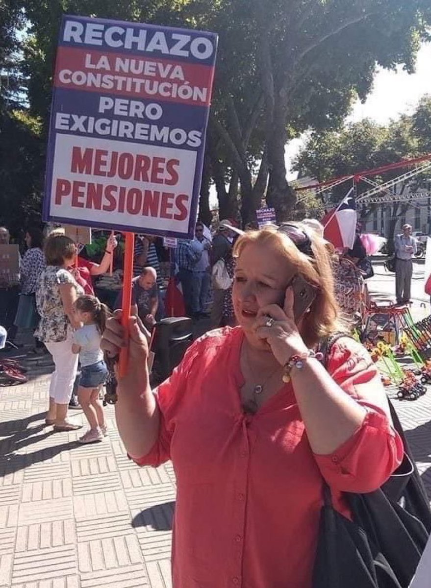 mrhitchcok's tweet photo. Gente weona. https://t.co/VOurTajdq2