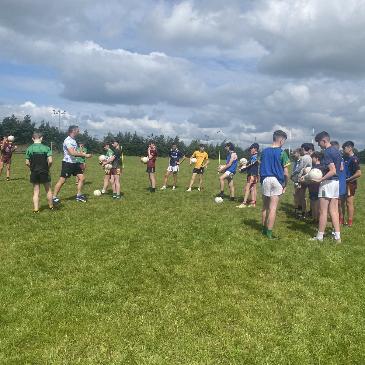 Day 2 of <a href="/annaduffgaa/">Annaduff GAA & Annaduff LGFA</a> Athletic Development Camp:
A range of drills, skills and thought provoking tasks and challenges from todays guest coaches
Thanks to Michael Moyles &amp; Paul Killgallon for being todays guests speakers 🤝
<a href="/LeitrimGAA/">Leitrim GAA</a> <a href="/LeitrimG/">Leitrim GAA Coaching & Games</a> <a href="/ConnachtGAA/">Connacht GAA</a>
