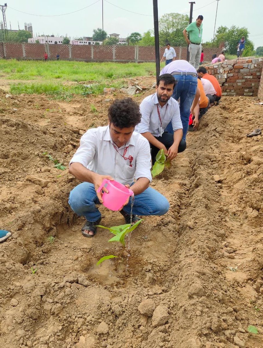 HiTechColleg's tweet image. Only we can work towards a cleaner, healthier &amp;amp; more prosperous planet.

To sensitize everyone about the need to preserve our environment and ecology, a Tree plantation drive was organised by the Hi-Tech Institute of Engineering &amp;amp; Technology.

#hitechinstitute #treeplantation