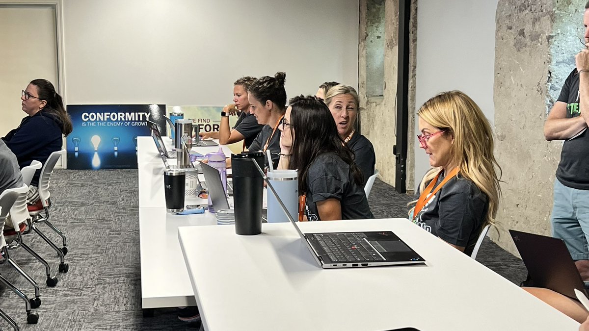 STEM Camp EDU tweet media