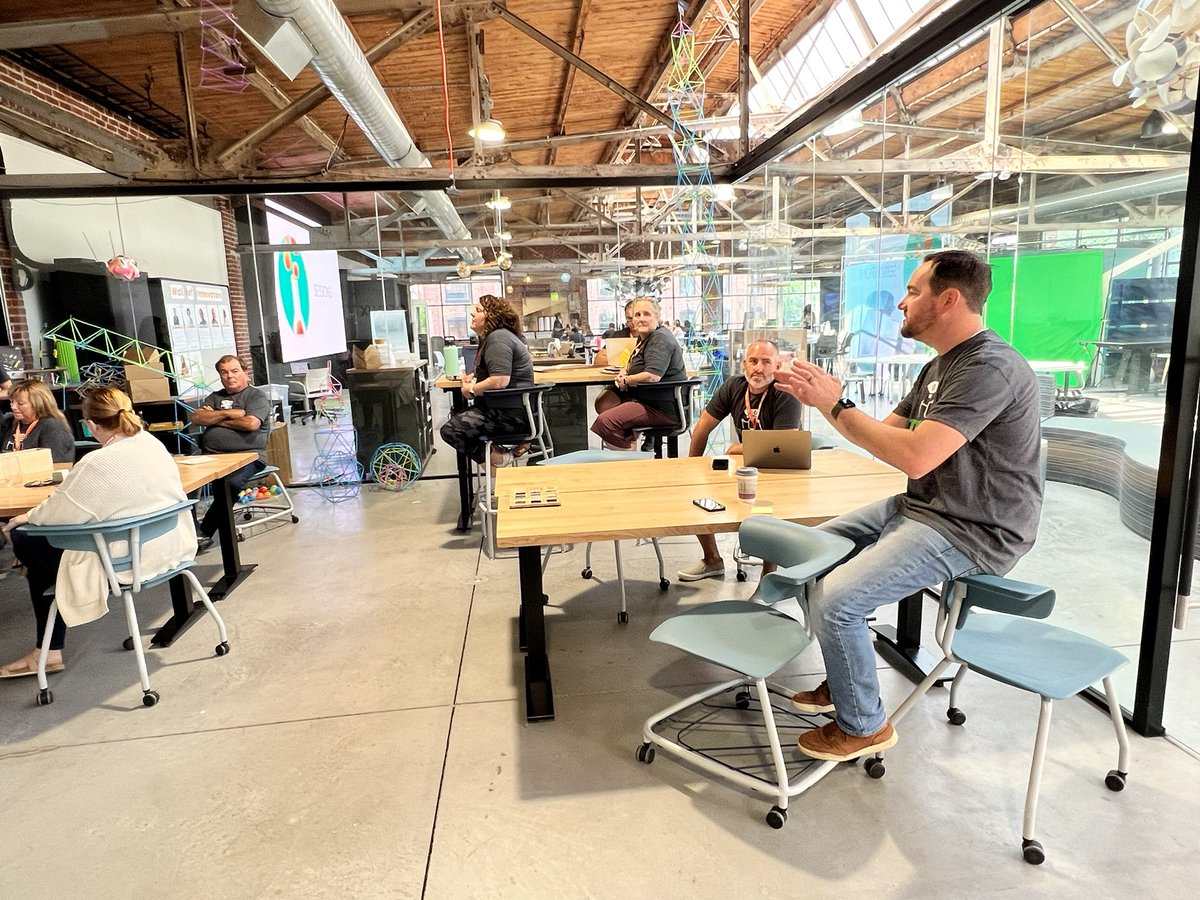 STEM Camp EDU tweet media