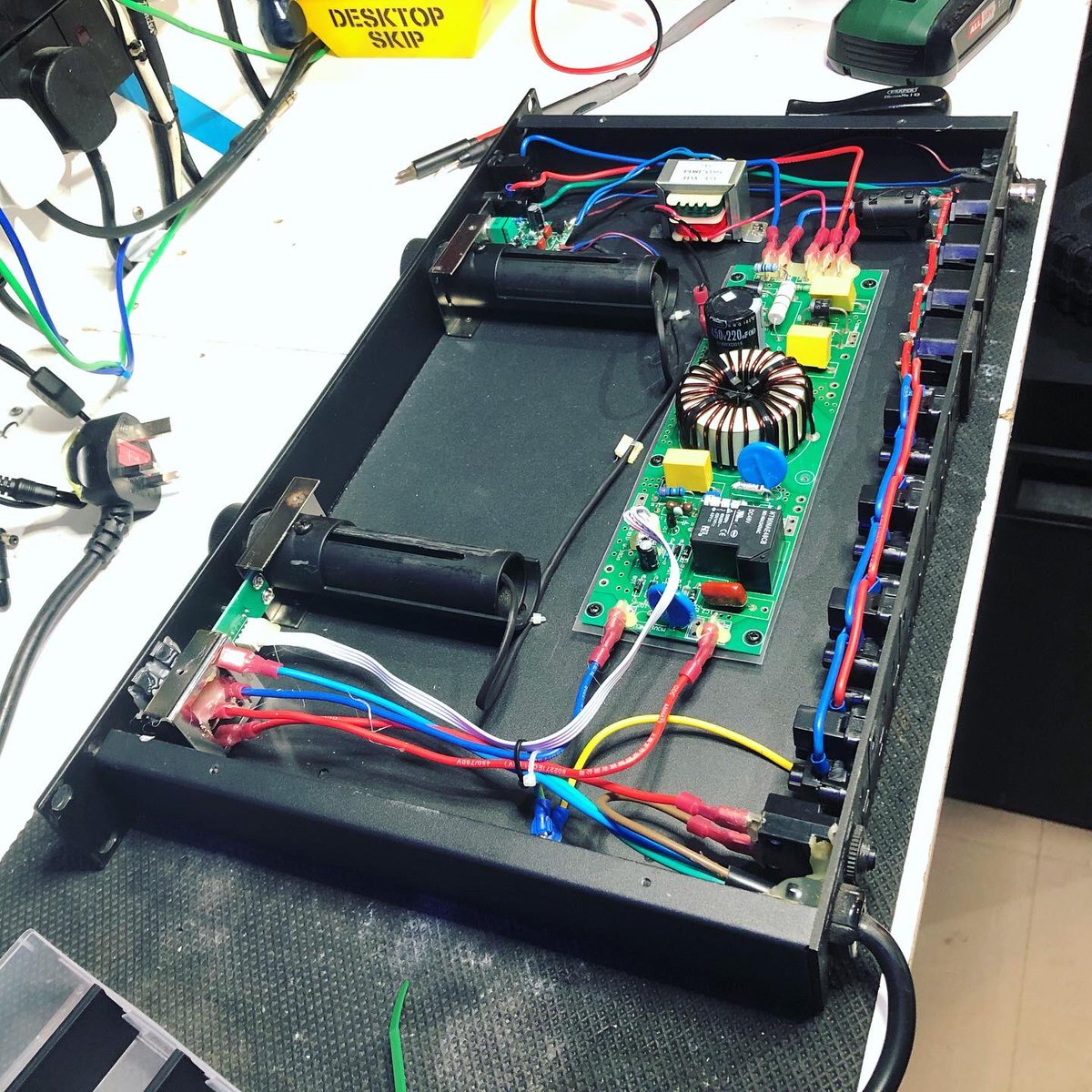 RumbleRepairs's tweet photo. A #powerconditioner that went down after snapping in the #rackmount cabinet. The front panel has been remounted and torn #wiring repaired. The red/green #lights have also been replaced. Job done π #musicequipment #repairs #fixingthings https://t.co/msc5wEs95R