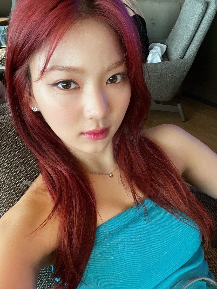 isaslips's tweet photo. #아이사 #ISA https://t.co/KpzC6YwTZm