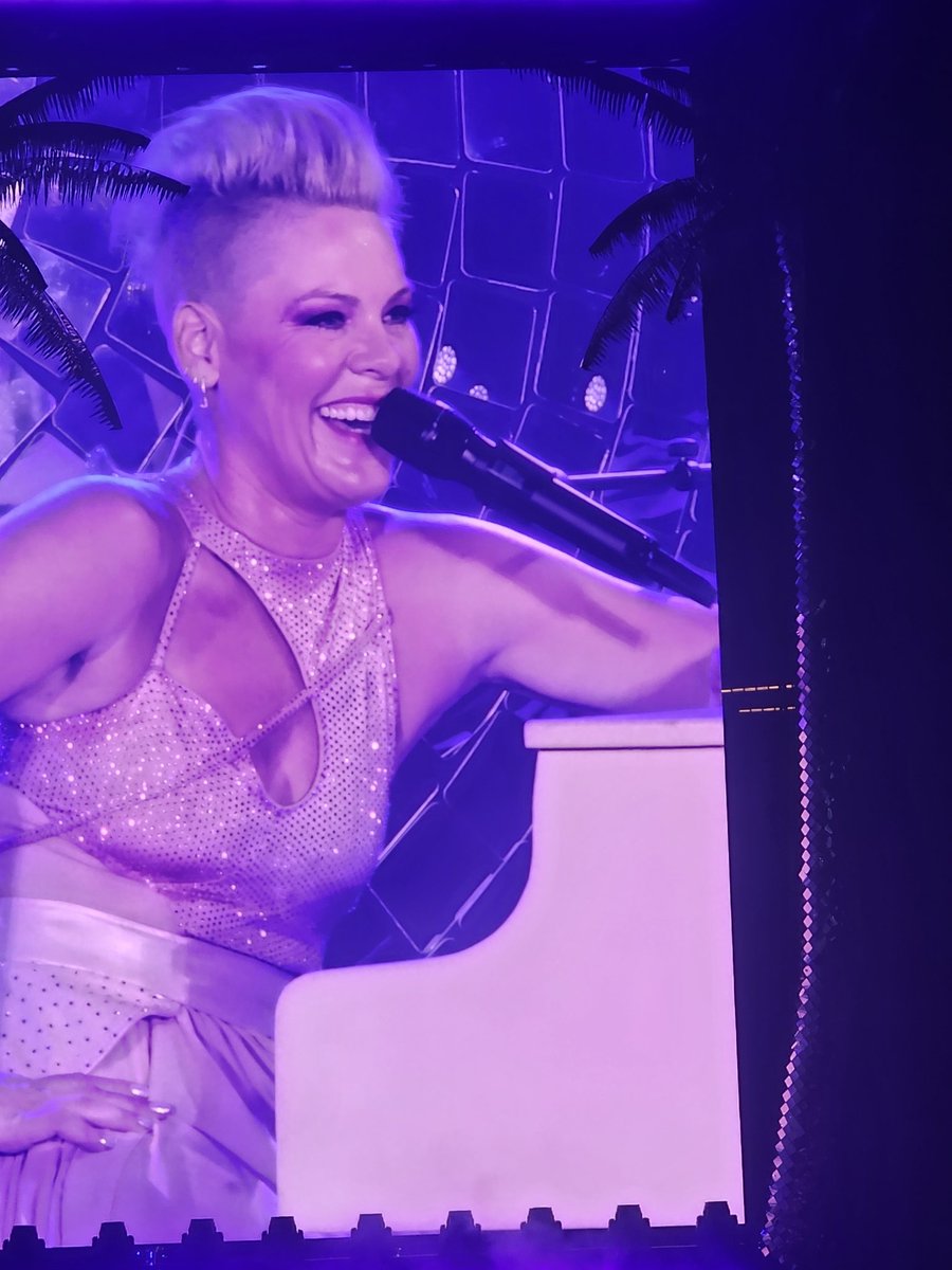 panko202's tweet photo. @Pink thank you for being just the best human. You're an inspiration, a force to be reckoned with and the most talented woman in the history of talented women (and that's a long list) Wore my favorite shirt to your show, remember this one? https://t.co/EBlQFnxypl
