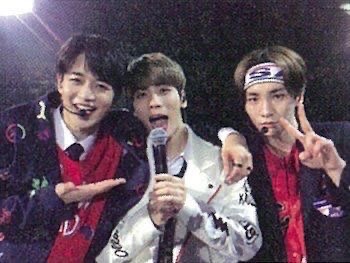 shineeIooks's tweet image. 