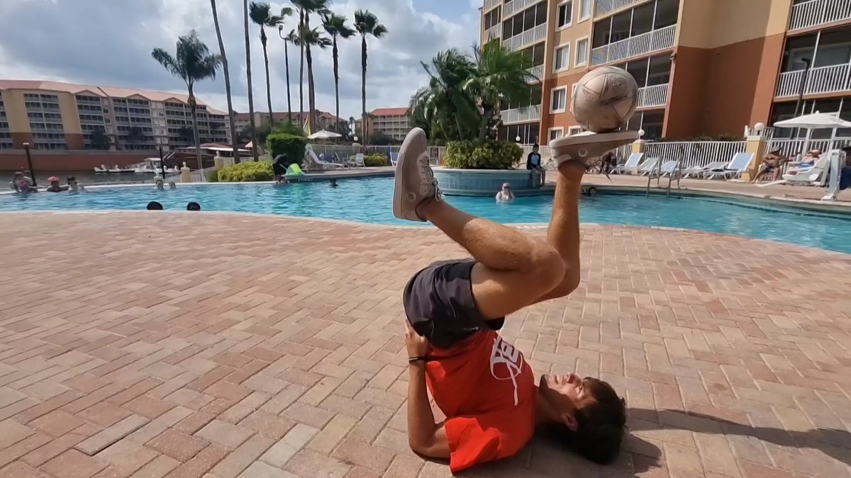 SBX's tweet image. Awesome SBX Urban Sports Entertainment poolside today 😀 
#entertainment