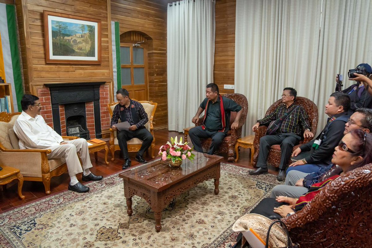 dipr_mizoram's tweet photo. Mizoram NGO-Coordination Committee requests Prime Minister through Governor to resolve Manipur issue.

https://t.co/cn85oYRA7P https://t.co/u3fJaDlBUY