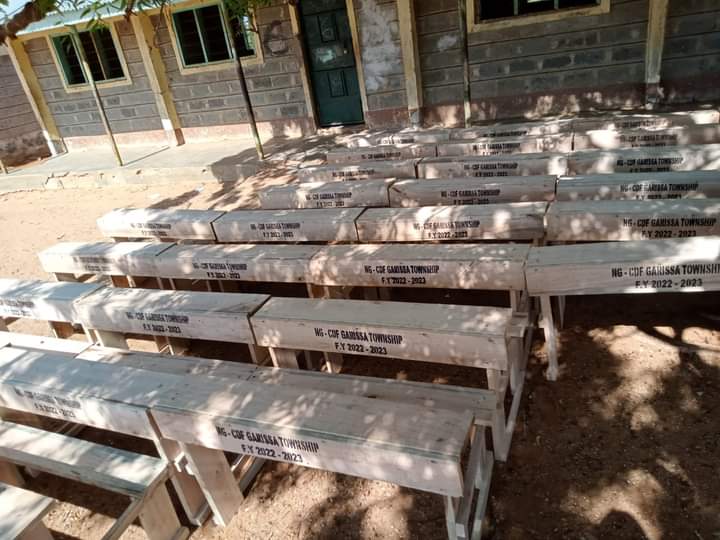 HonHusseinMoha's tweet photo. My campaign pledge for AP good wish in my ward is a 100%Go.
Renovations of classrooms and ECD facilities.
 Soon launching school feeding programme together with my sister Umulkheir Harun Mohamed 
#townshipworking
#garissacounty https://t.co/miyIg2eSLH