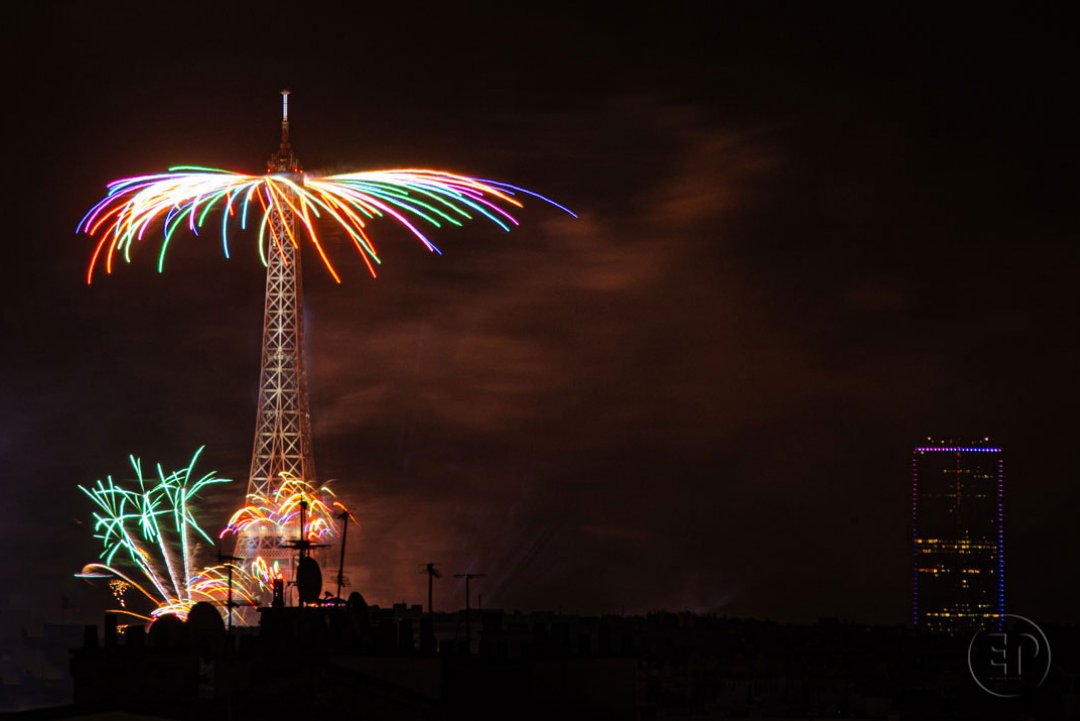 esplanadephoto's tweet photo. Feux d'artifice à Paris la Défense 07
#feudartifice #fireworks #toureiffel #eiffeltower #14juillet #bastilleday #fetenationale #parisjetaime #esplanadephoto
#associationesplanadephoto
#baladesphotographiques
#visitesphotographiques
#coursphoto
#stagephoto
#atelierphoto https://t.co/AvLtAjy1Xs