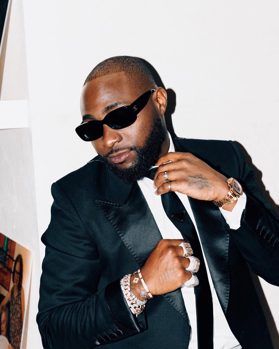 i have deleted all davido songs from my phone 📱 

may his career end before end of this year 🙏