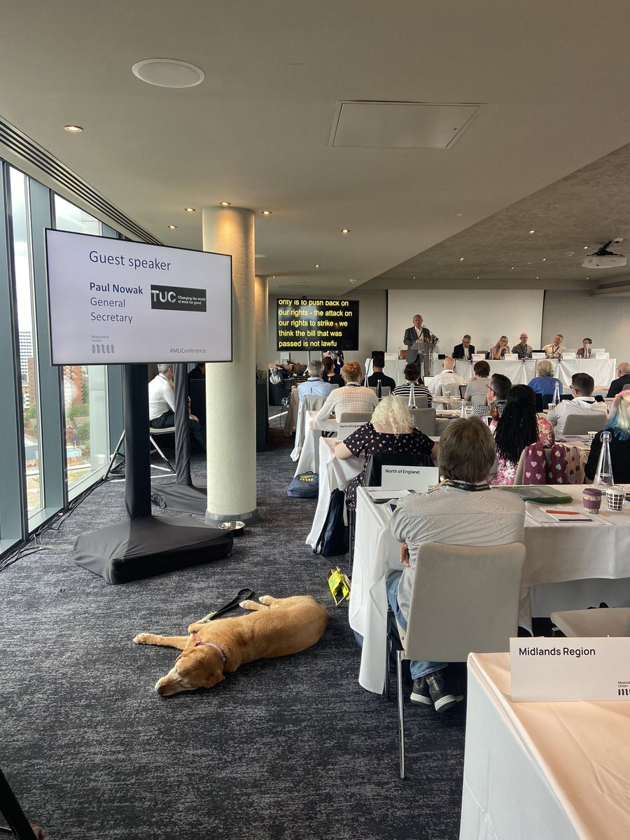WeAreTheMU's tweet photo. “Brexit has had a catastrophic impact on your union” 

@nowak_paul discusses the effects of Brexit, the pandemic and arts funding cuts on musicians.

“It’s time to invest in music, it’s time to invest in musicians, and it’s time to invest in our economic future”

#MUConference https://t.co/nPwAJ8Efyt