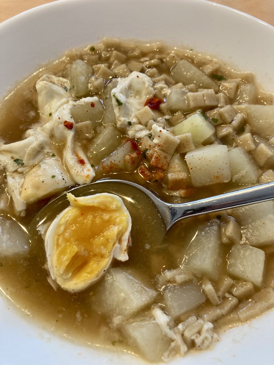 KrisBlackRose's tweet photo. Hi my #soup lover #soupsister Dr. Kristie, I made a spicy#kohlrabi soup with #crozets and #eggs, #parsley, #blackpepperpowder, #paprikapowder for lunch 😋 🥣 @DrKristieLeong https://t.co/vkJl8tRznJ