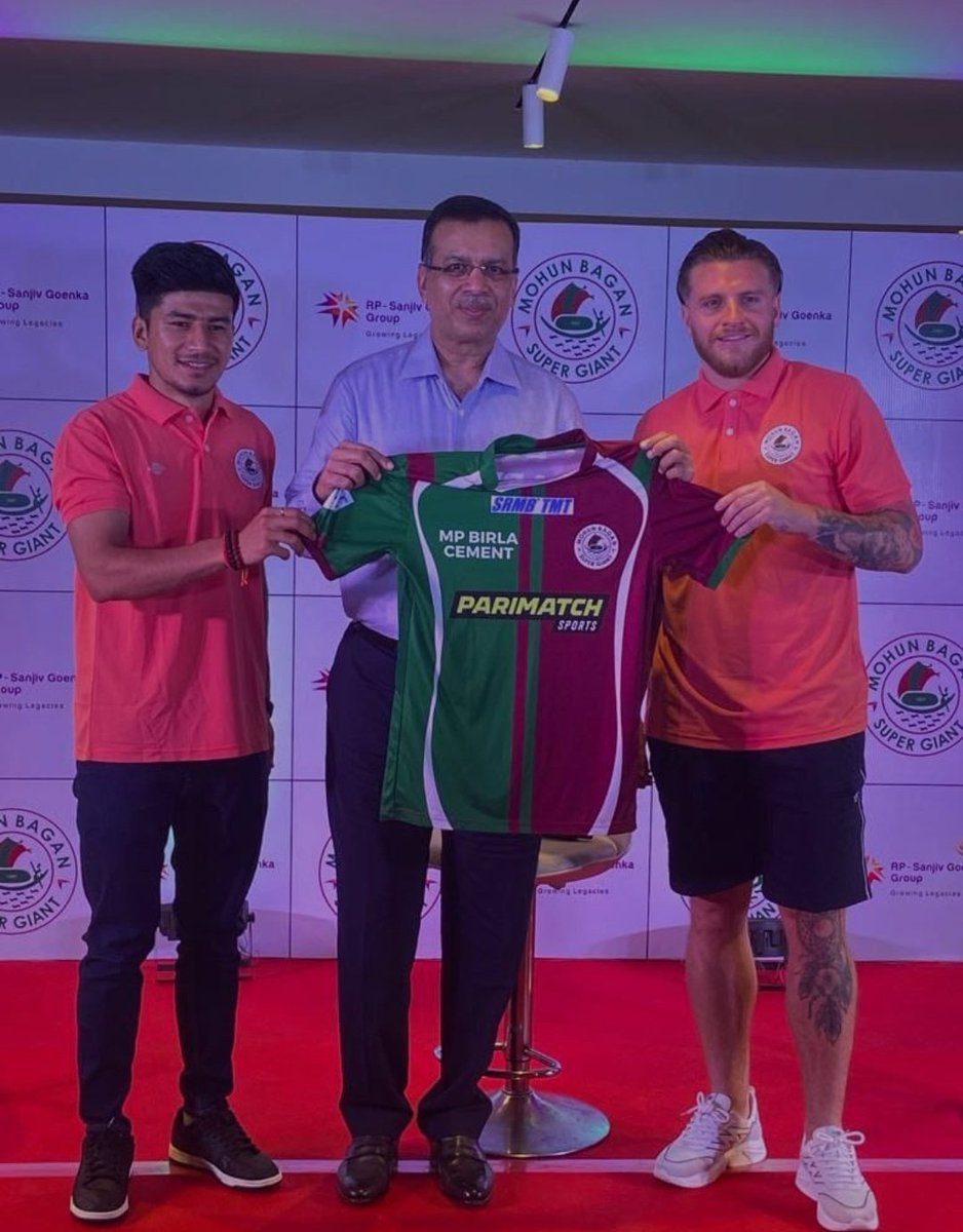 New threads for <a href="/mohunbagansg/">Mohun Bagan Super Giant</a>! 🔴🟢

Rate it out of 10 👕👇

#MBSG #ISL